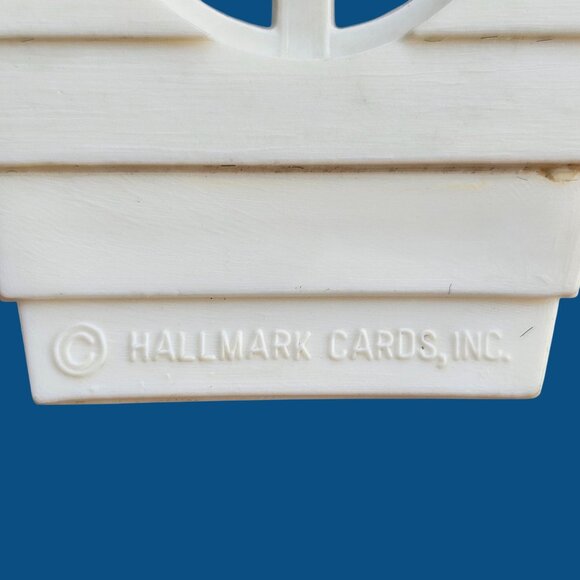 Hallmark Ready For Christmas, Christmas Ornament 1979 Redbird Cardinal Birdhouse - Picture 9 of 12